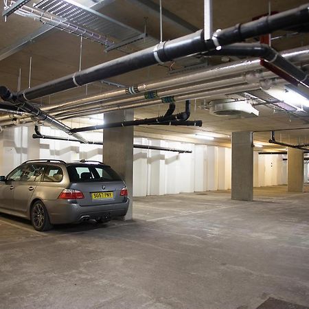 Luxury King Bed Apartment & Free Parking Cambridge  Bagian luar foto