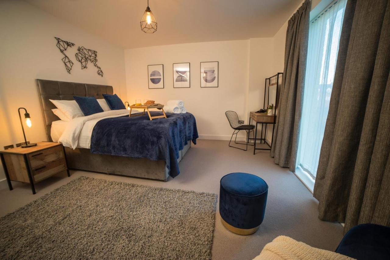 Luxury King Bed Apartment & Free Parking Cambridge  Bagian luar foto