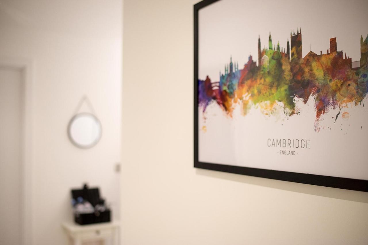 Luxury King Bed Apartment & Free Parking Cambridge  Bagian luar foto